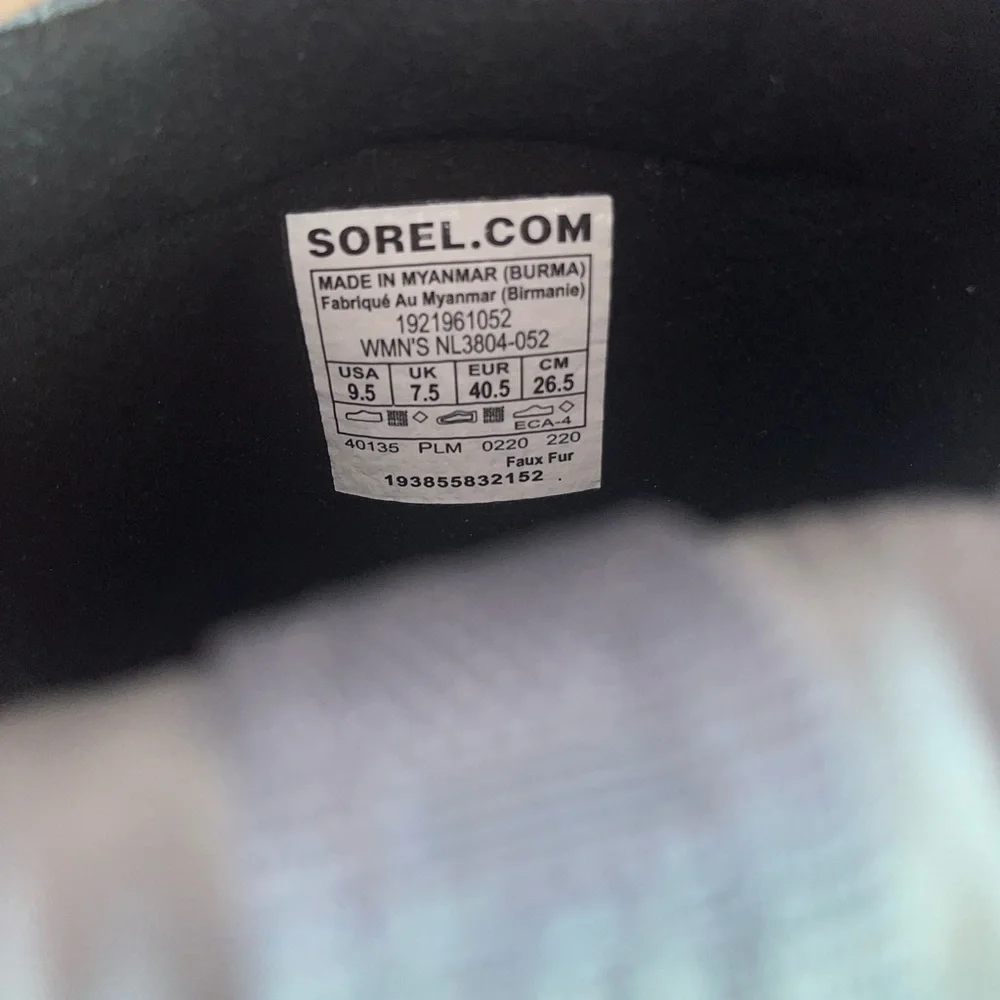 Sorel Out ‘N About Puffy Mid Waterproof Snow Boots Women’s 9.5